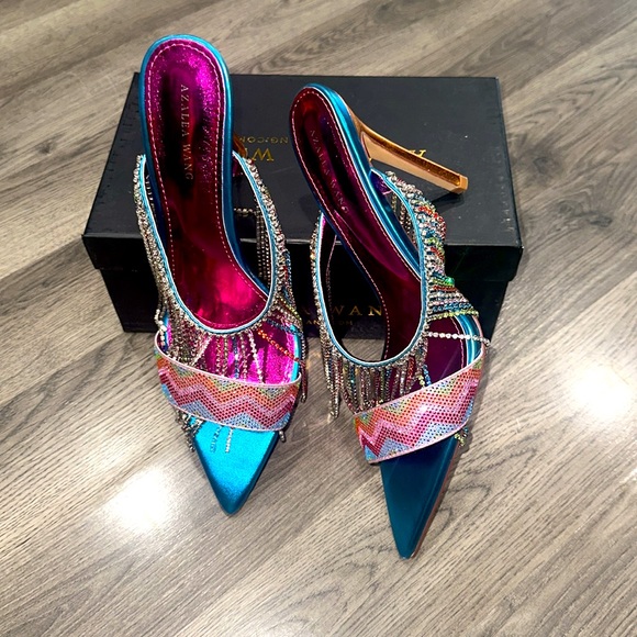 NWT AZALEA WANG Zenni w/Multicolored Rhinestone Fringe Sandal